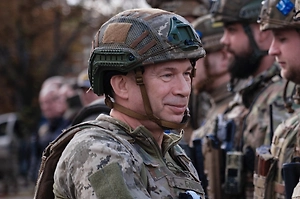 СВР: На Западе констатируют стремительное падение авторитета Сырского