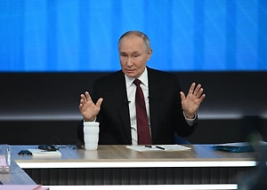 Путин дал совет девушке, пожаловавшейся на утильсбор