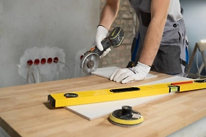 Как вернуть деньги за некачественный ремонт: рабочая схема от юриста