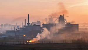 Украинские БПЛА атаковали предприятие в Оренбуржье, есть повреждения