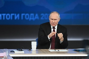 Путин раскрыл, зачем Запад выставляет Россию врагом