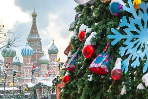 Не все рады: Россияне рассказали, как относятся к рекордно длинным новогодним каникулам