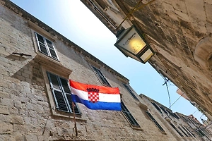 МИД РФ обвинил Хорватию в поддержке Киева поставками оружия и участием наёмников