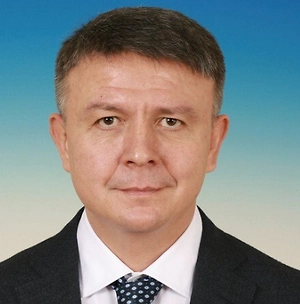 О каком уровне жизни людей может идти речь, если стоматологические услуги станут многим не по карману? Считаю, что когда речь идёт о здоровье, нельзя думать о выгоде, необходимо найти такое решение проблемы, которое сохранит доступность медицинских услуг для наших граждан и одновременно не допустит убыточности для отрасли — понятно, что специалисты не могут работать бесплатно или закупать всё необходимое за свой счёт.