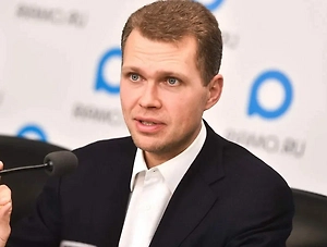 Это означает, что семьи, у которых остаток задолженности невелик, всё равно получат твёрдую сумму в полмиллиона. А те, чей долг более существенный, смогут рассчитывать на значительно большее содействие, пропорциональное их обязательствам.