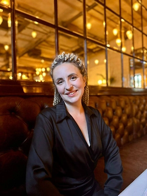 Ваш вариант — новая страна, город, поход или хотя бы вечеринка в стиле другой культуры. Ищите новые впечатления и знакомства. Загадайте желание, связанное с путешествием, высшим образованием или расширением горизонтов.