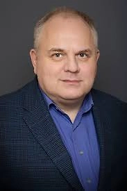 Я думаю, что Россия в настоящий момент вызовет у европейцев действительно культурный шок: у них явно будет неувязка с тем, что они слышат из телевизора и читают в газетах с Запада. Там Россия подаётся как страна разрухи, бедности и нищеты.