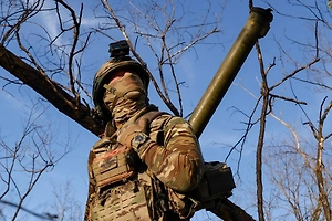 Собянин: Около 20 тысяч москвичей ежегодно заключают контракты для службы на СВО