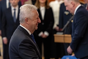 Новому министру обороны Чехии запретили публичные заявления об Украине