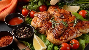 Тот самый кавказский пир из СССР: готовим яркое харчо, нежного цыплёнка и сочную долму по ГОСТу