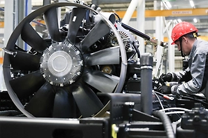 На бывшем заводе Scania и MAN в Петербурге начали производить грузовики БАЗ