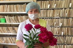 Медсестра из Тульской области спасла пассажирку в самолёте за 40 минут до посадки
