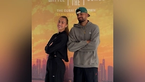 Теннисистка Соболенко подарила сопернику российские конфеты перед матчем