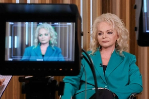 «Устраивать самосуд — беспредел»: Директор Долиной призвал прекратить травлю певицы

