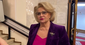 «Меня одурманили, хочу развод»: Останина пошутила о применении «схемы Долиной»