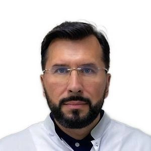 Пошагово необходимо убедить ребёнка или подростка, взять его за руку и привести на консультацию к клиническому психологу, который проконсультирует, либо к психотерапевту — врачу-психиатру, владеющему психотерапией. Желательно также провести патопсихологическое исследование.