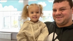 Как живёт маленькая Лиза из Белгорода, оставшаяся без ножки из-за теракта ВСУ 30 декабря 2023 года