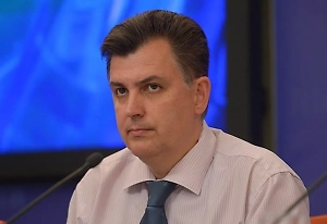 Подготовка к чему-то, напоминающему выборы, действительно идёт, и вполне возможно, что эти выборы проведут. Хотя не факт, что в них будет участвовать Зеленский или что это произойдёт при Зеленском. С Зеленским связана большая проблема: кто должен отдать соответствующие распоряжения, издать указы, принять законы? Зеленский не имеет сил, он просроченный.