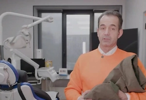 Актёр Дмитрий Певцов одел врачей под Курском в «бронированные» куртки