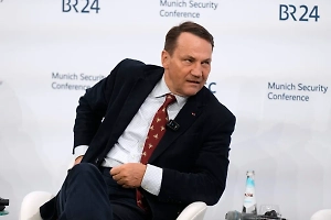 Глава МИД Польши заявил о неизбежности появления войск ЕС на Украине