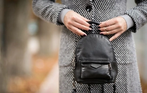 Смертница подорвала группу военных на Украине из-за убитого сына: много погибших и раненых