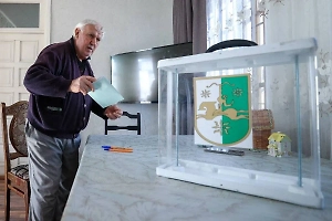 В Абхазии завершилось голосование на досрочных выборах президента