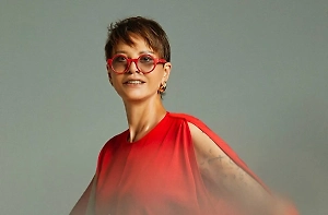 Гости с оружием, порошок на столах: Появилось видео задержаний на «техно-тусовке» Хакамады