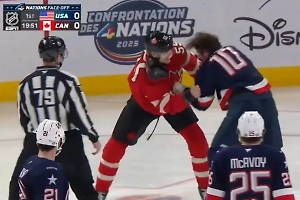 Матч Канады и США на Турнире четырёх наций начался с трёх драк за 9 секунд