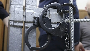 Генерал-майора Росгвардии отправили под стражу по делу о взятке в 15 млн рублей
