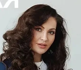 Наложение ограничений в связи с долговыми обязательствами регулируется статьёй №67 ФЗ-229. Если задолженность взыскивается через суд, нарушитель отказывается от её уплаты или игнорирует требования приставов с исполнительным листом, ему гарантированно запретят покидать пределы РФ до момента исполнения судебного решения. Данные о должниках вносятся в специальный реестр, доступ к которому, в частности, имеют сотрудники Пограничной службы РФ