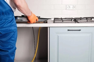 Комитет Госдумы поддержал закон об обязанности жильцов пускать газовщиков в дом