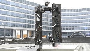 СВР: Украинская разведка готовит нападения на оппозиционеров, бежавших из РФ