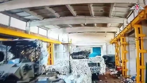 Появилось видео с дерзкими российскими дронами, залетевшими в ангар ВСУ