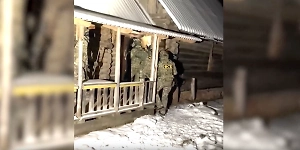 «Граната, граната!» ФСБ показало видео ликвидации террористов, готовивших взрыв вокзала в Пскове