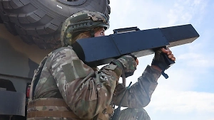 В густонаселённом районе Севастополя упал подавленный силами РЭБ беспилотник