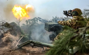 Более 220 военных и два танка потеряли ВСУ за сутки в боях в Курской области