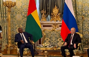 «Спасибо, дорогой брат!» Президент Гвинеи-Бисау перешёл на русский на встрече с Путиным