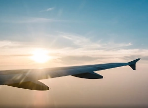 Уже 46 тел нашли на месте падения военного самолёта на жилые дома в Судане