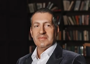 Это не проблема бездомных животных, а халатность чиновников. Уничтожение собак не устранит причин: свалки, отсутствие программ стерилизации и контроля.