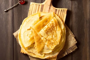Шеф-повар поделился рецептом тонких и вкусных блинов на Масленицу