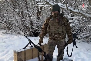 Российский боец использовал трофейный пулемёт М240 против ВСУ в Курской области