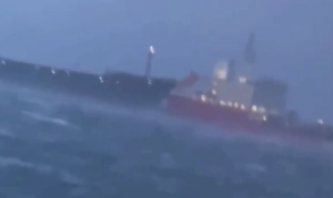 Буксир освободил танкер «NATIG-ALIYEV» и сухогруз «BEGONIA-S» от цепей в Чёрном море