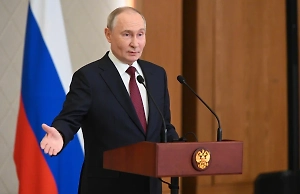 Путин дал гражданство РФ немецкому архитектору и итальянской журналистке