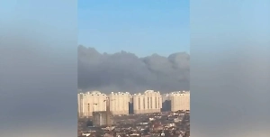 Склад макулатуры площадью 1,5 тысячи квадратов полыхает в Ростове-на-Дону