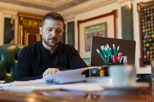 Нардепы предупредили Зеленского о последствиях из-за смерти американского журналиста Лиры