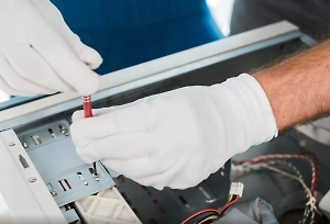 Москвичи пожаловались на сервисный центр, где завышают стоимость услуг в 15 раз