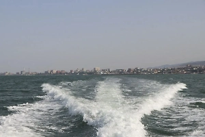 Беспилотники ВСУ кружат над объектами в Каспийске, работает ПВО