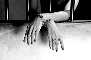 Мать-закладчицу и её 12-летнее подмастерье поймали в Нижнем Новгороде