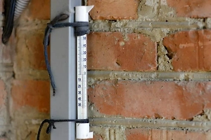 Как отразить метео-атаки и защитить организм от предстоящих перепадов температуры? Советы терапевта