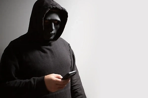 Украинские мошенники обманули московскую пенсионерку на 1,3 млн по новой схеме с дронами